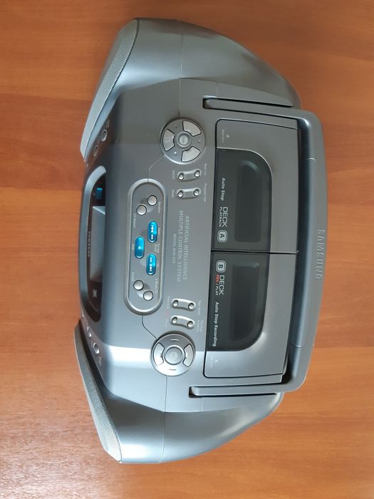 Магнитофон, бумбокс, радио самсунг.