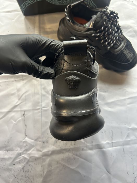 Versace Chain Reaction