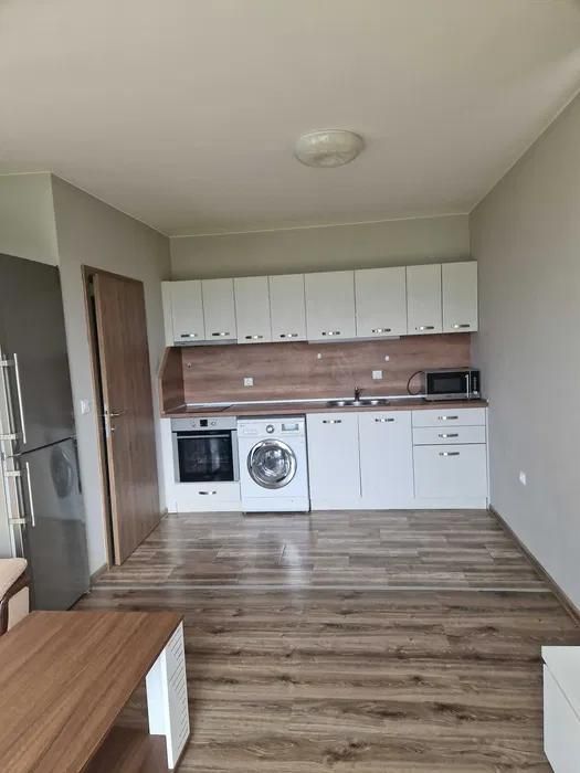 Дава се под наем Двустаен апартамент в Пловдив, Тракия - 50 кв.м за 350 € - Снимка #1