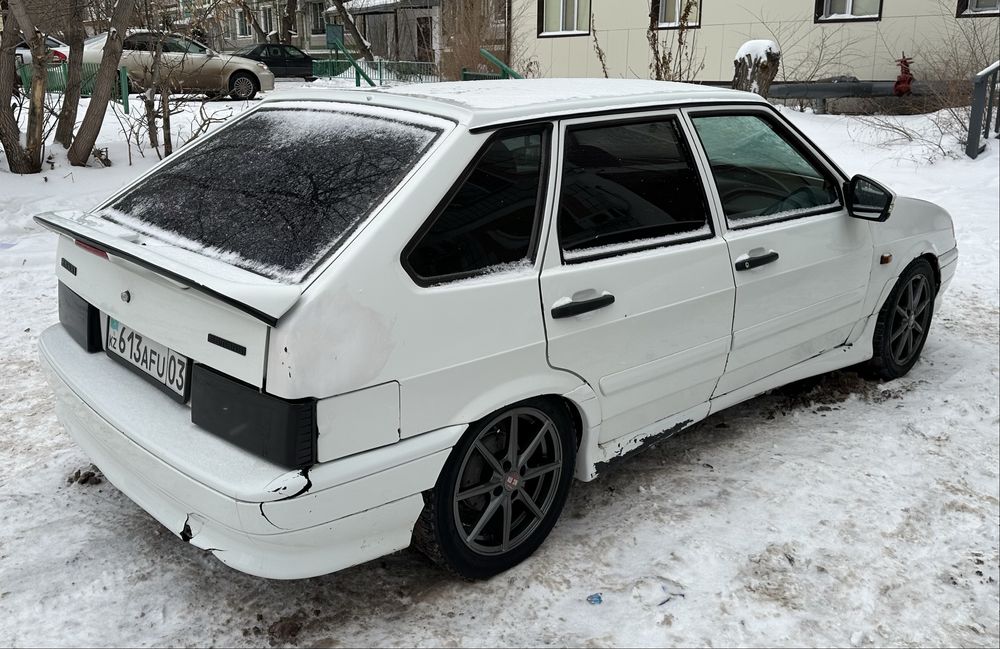 Продам ваз Lada 2114!