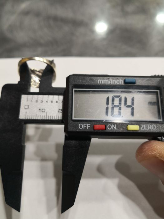 Vind inel din aur 18kt cu diamante