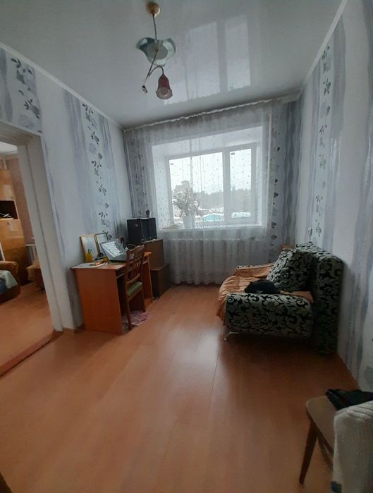 Продам квартиру 4 комнаты