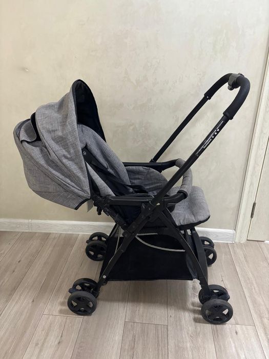 Коляска прогулочная Joie