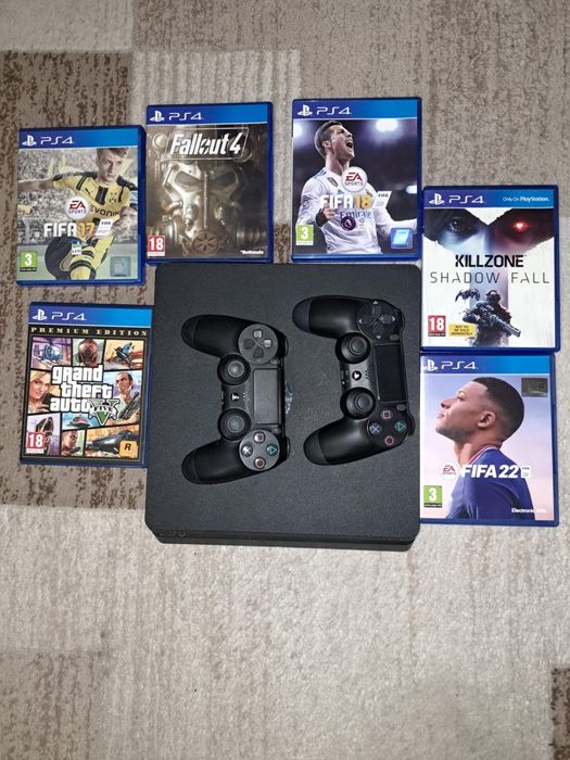 Vând PlayStation 4 in perfectă stare de funcționare.