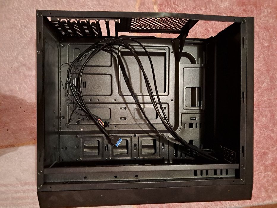 Vand carcasa pc.