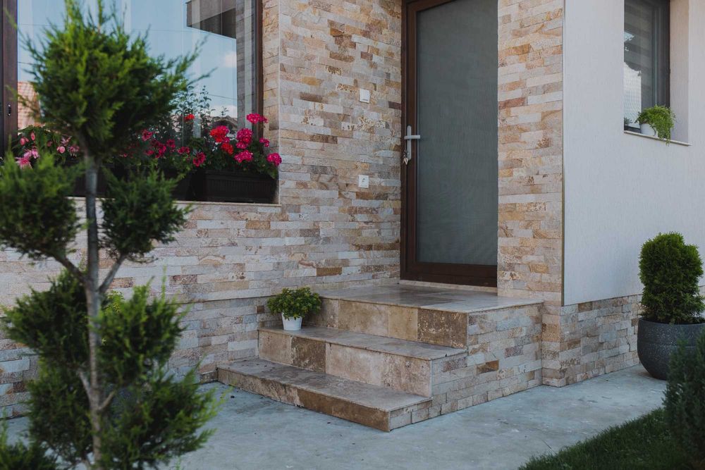 piatra naturala decorativa gradina marmura travertin