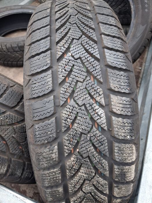 Vând cauciucuri iarna Winter Platin