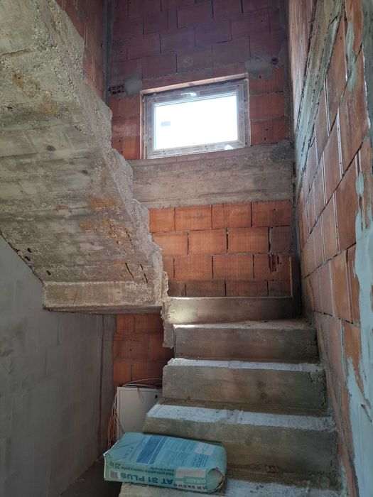 Pantelimon Ilfov,p+1,4 camere 3 bai dressing,335mp proprietate,asfalt,comision 0% pentru cumparator