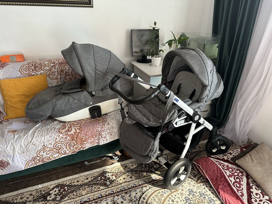 Продам детскую коляску