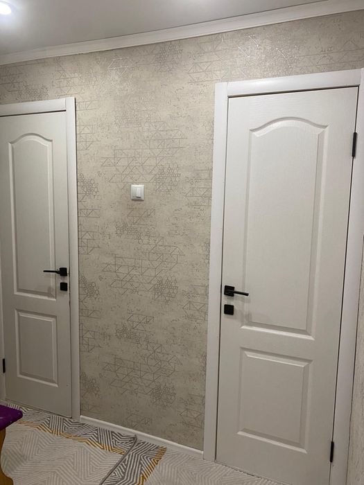 Продам меж ком двери