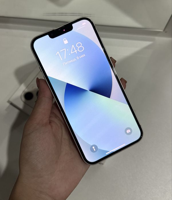 Продам iPhone 13, 128 GB, белый цвет