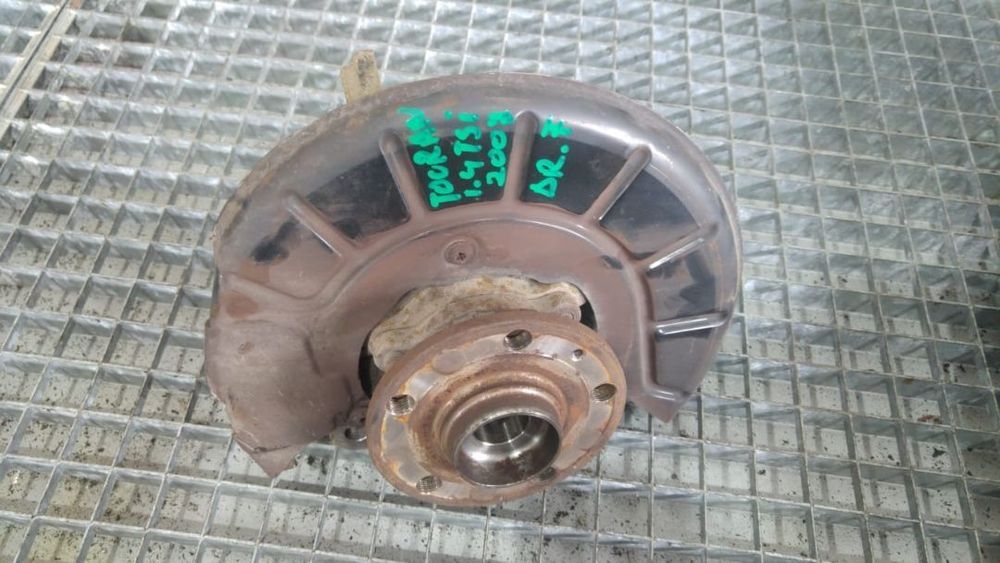 fuzeta dreapta fata vw touran 1t 1.4 tsi