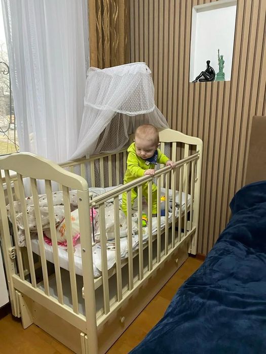 Манеж детский, деревянный