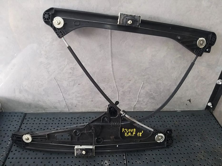 Macara geam electric dreapta fata peugeot 3008 2 156120831 9810488880