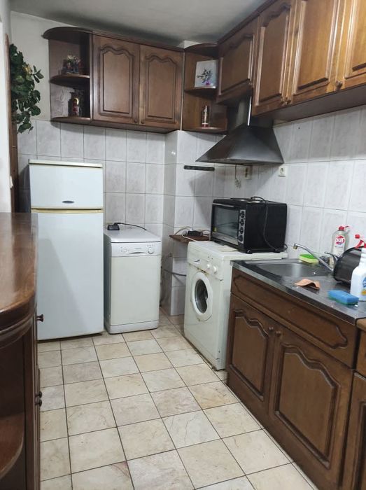 Давам под наем двустаен апартамент в нова кооперация