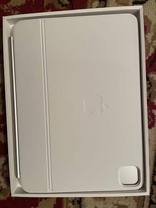Продаю клавиатуру iPad