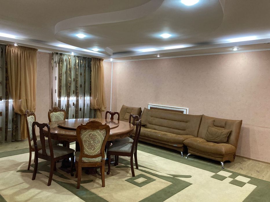 Сдам коттедж с бильярдом