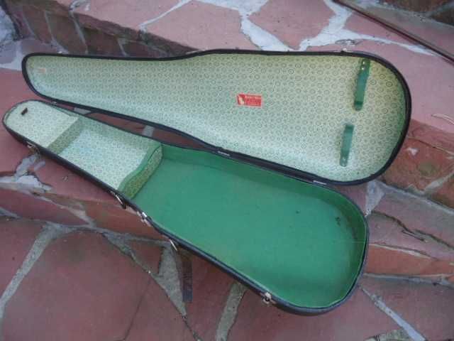 ретро кутии за цигулка.