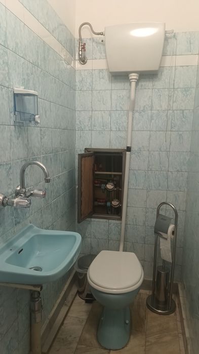 Продавам четиристаен  "Св  Троица"          255000 евро