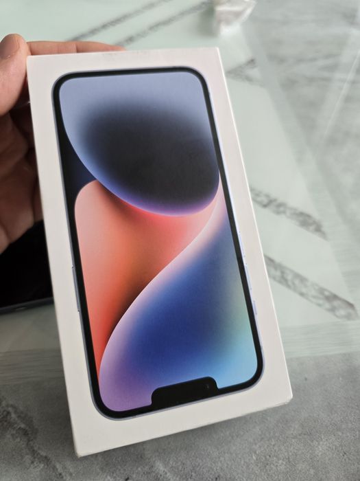 Продам Iphone 14