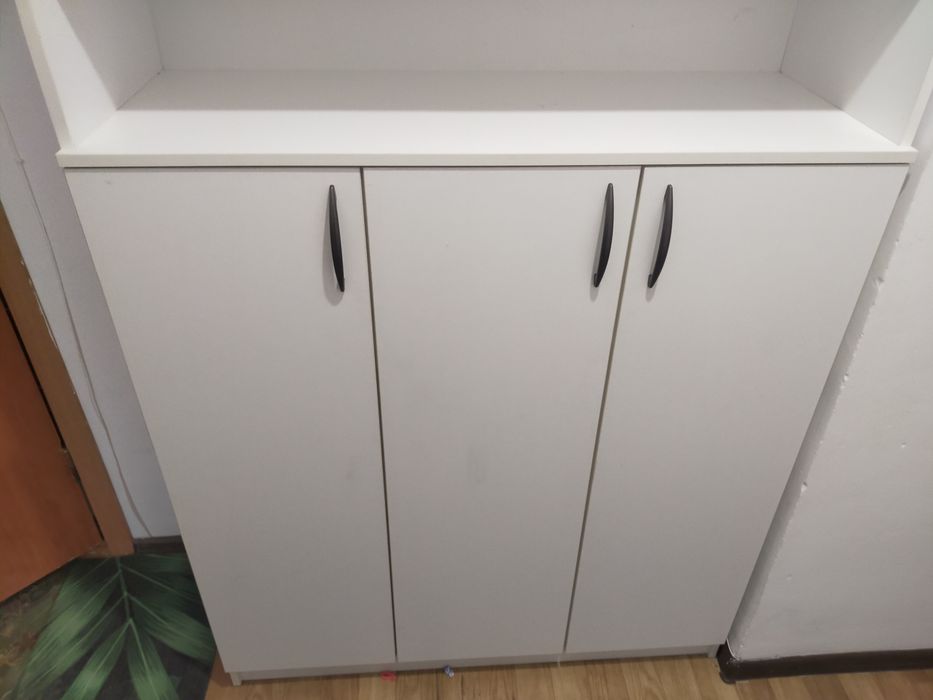 Шкафтар бөлмелерге