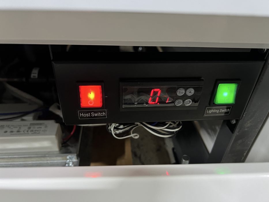 Vitrina frigorifica orizontala speciala pt carmangerie/expunere mare