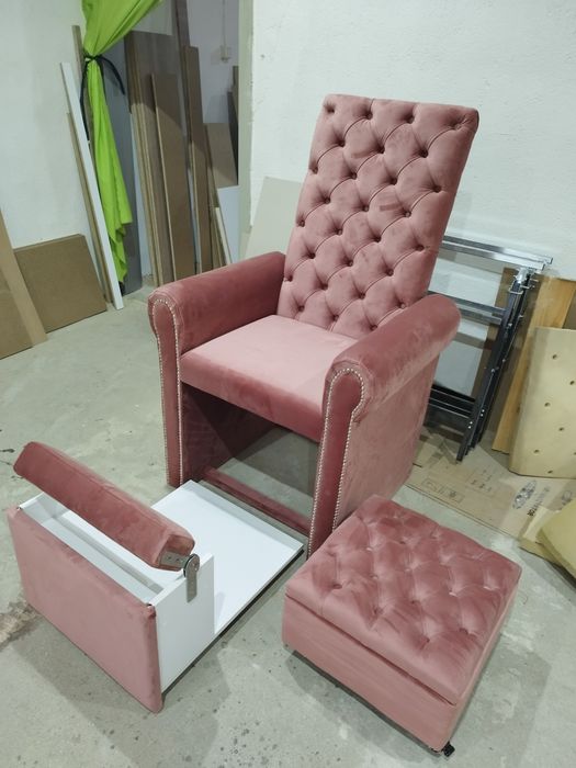 Стол  за  педикюр