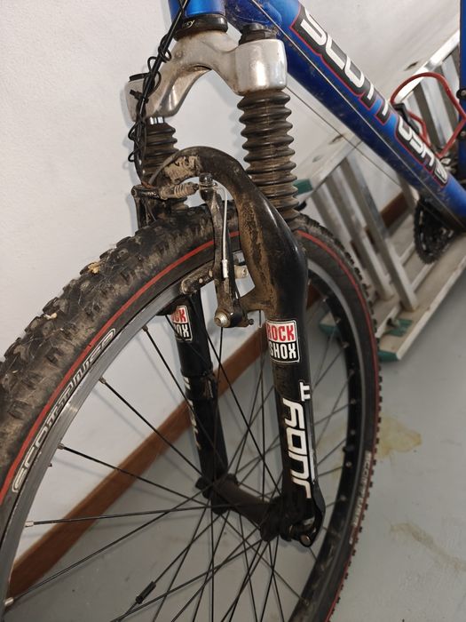 Bicicleta de vânzare