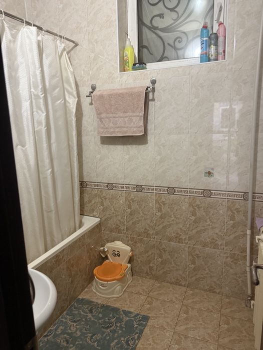 Чилонзор 10 мавзе, 2 хона + подвол+стоянка