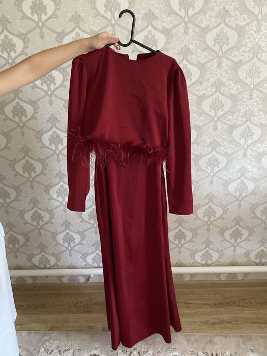 Женская одежда платья 44 размер