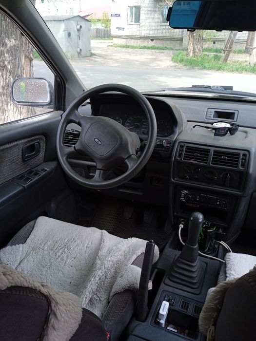 Продам Mitsubishi Space Wagon 1996