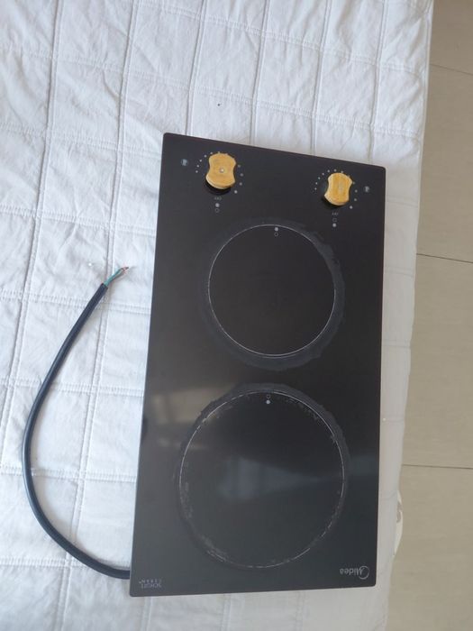 Котлони за вграждане Midea