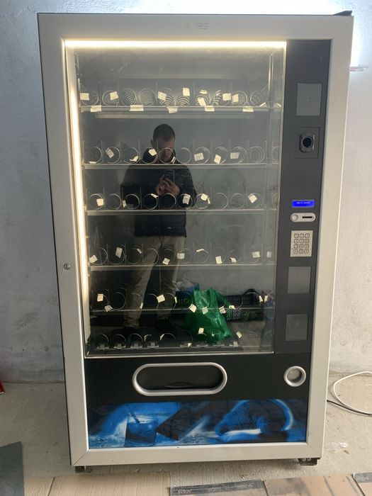 Вендинг машини !! С ЛОКАЦИЯ !!