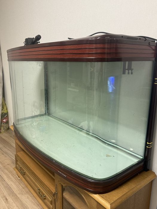 Аквариум на 420 литроа