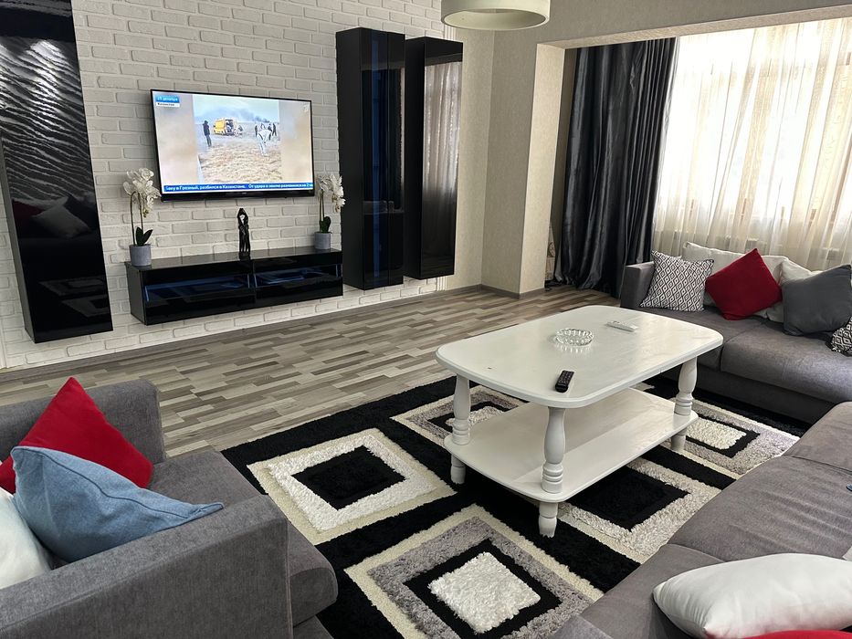 Ул Тарас Шевченко. 2 комнаты аренда. 80квм 850$