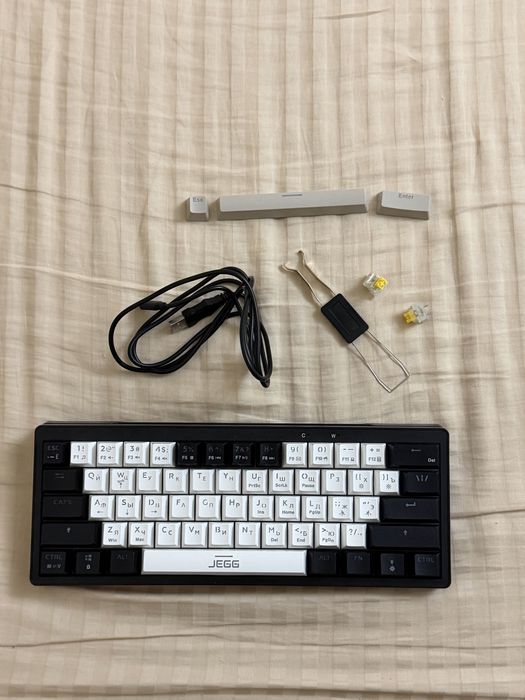 Продаю клавиатуру