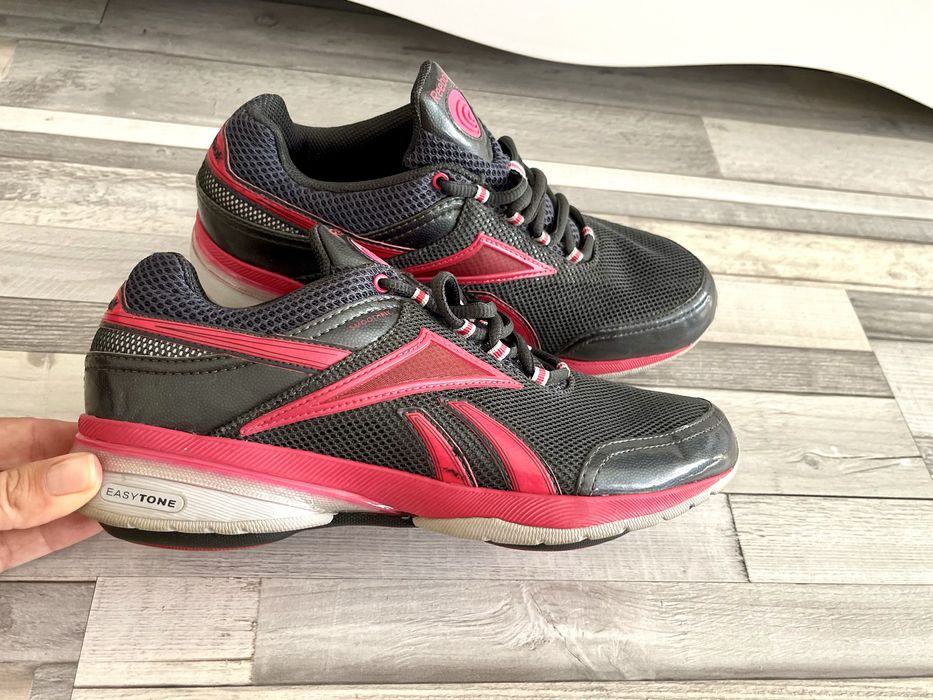 Reebok маратонки