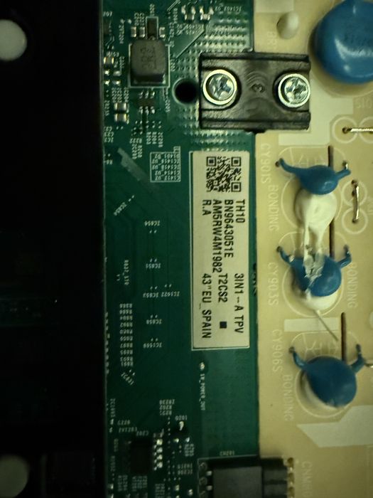 Части от телевизор Samsung 43AU7092