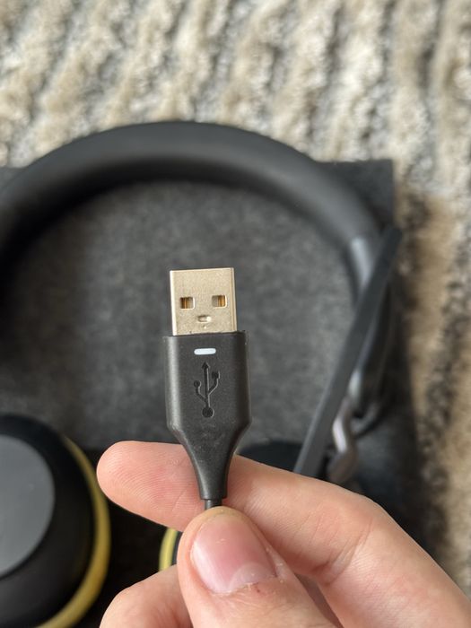 наушники Jabra Evolve2 40