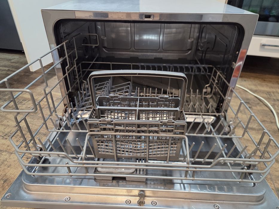 Masina de spalat vase compacta, mini, Candy CDCP 6