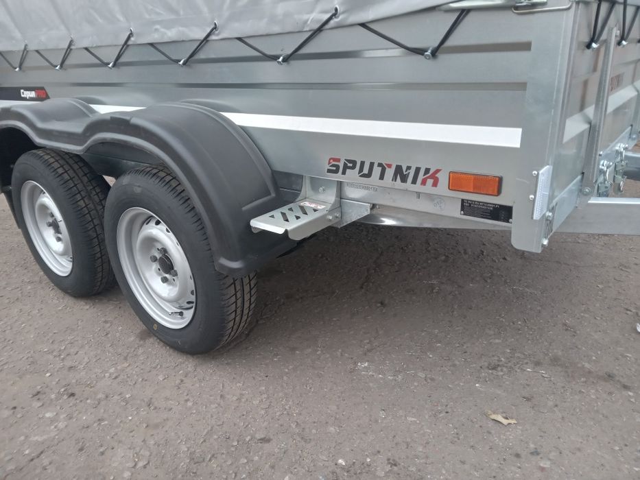 Прицеп легковой спутник