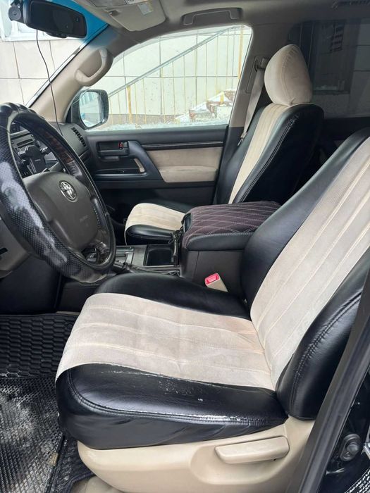 Toyota L.CRUISER-200 VX (65342)