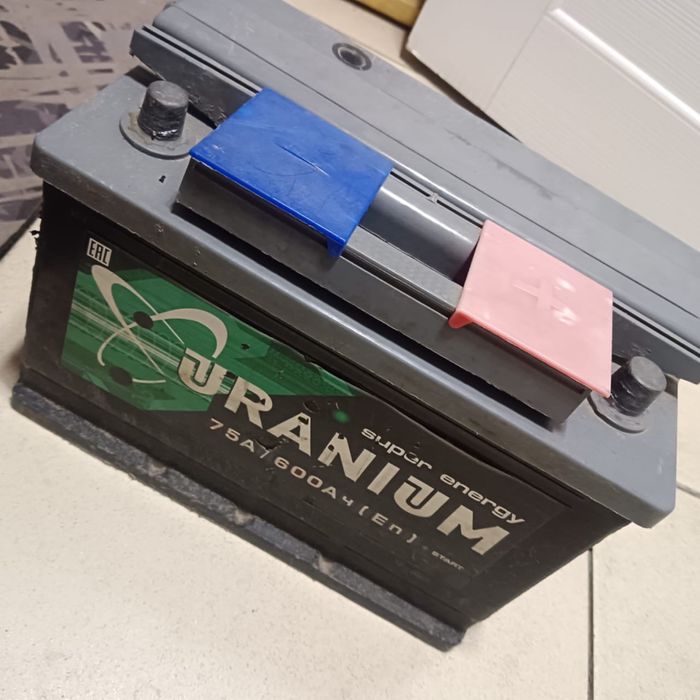 Аккумулятор 75А.