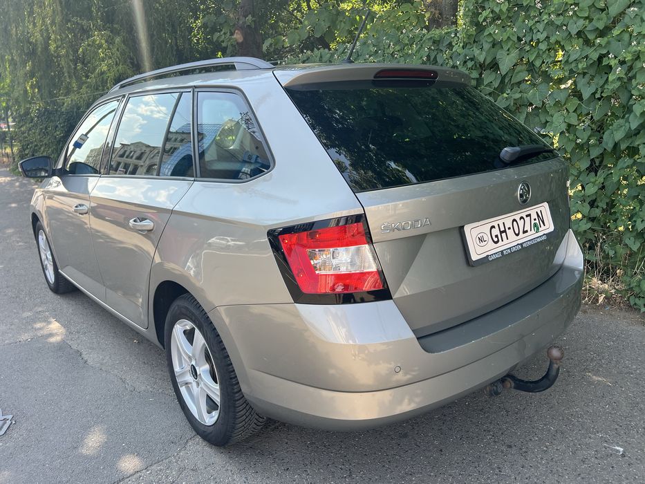 SKODA Fabia 2015 — imagine 3