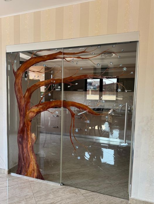 Ușă interior glisanta cu model