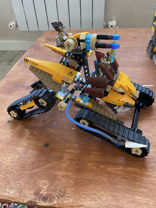 Lego Chima Laval’s royal fighter
