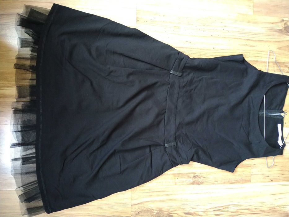 Рокля, ефектна с тюл