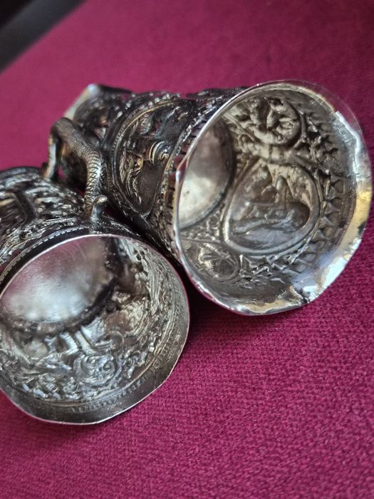 Сребърни чаши Стара Персия с божества