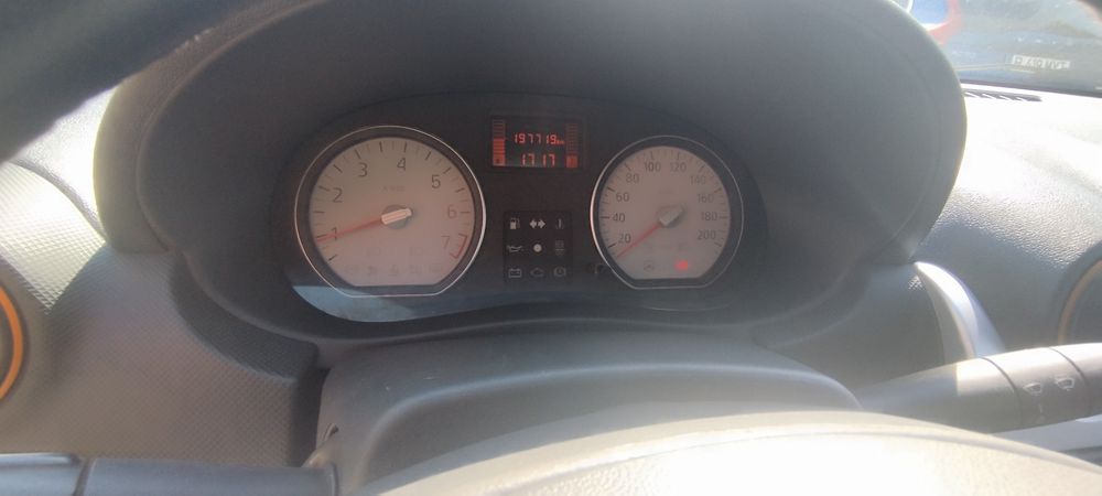 Dacia Logan 1.2 benzina an 2011
