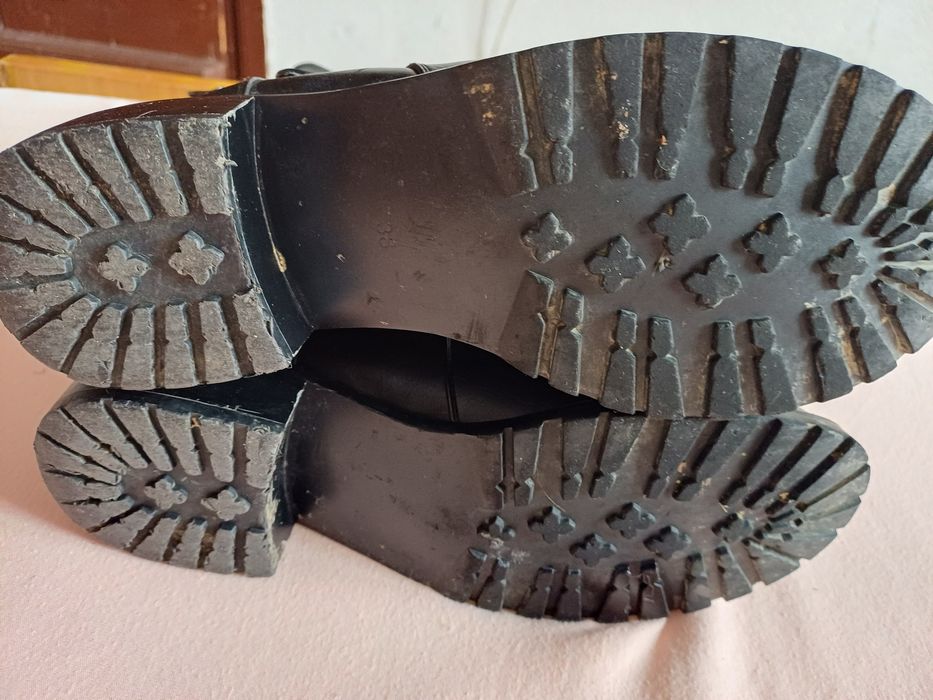 38 номер За два чифта обща цена